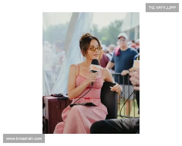 杜兰特优雅邀请美女记者共赴球赛美食之约或将展开一段浪漫故事